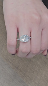 IGI 3.26 ct FVS1 Lab Scissor /Special Radiant Cut Platinum + natural side diamonds