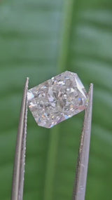 IGI 2.02CT RADIANT E VS1