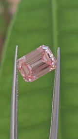 IGI 2.10CT EMERALD FANCY VIVID PINK VVS2