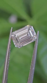 IGI 2.10CT EMERALD E VS2