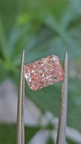 IGI 2.08CT RADIANT FANCY VIVID PINK VS2
