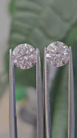 IGI 1.55CT ROUND PAIR D VVS2