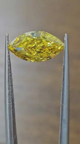 IGI 1.36CT MRQUISE FANCY VIVID YELLOW VS1