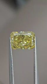 IGI 2.06CT RADIANT FANCY VIVID YELLOW VS1