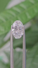 IGI 1.58CT OVAL E VVS2