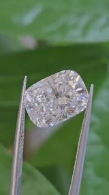 IGI 4.53CT CUSHION D VVS2