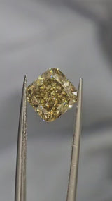 IGI 3.05CT SQUARE CUSHION FANCY INTENSE YELLOW VS1
