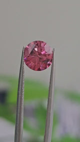 IGI 1.56CT ROUND FANCY VIVID PINK SI2