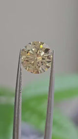 IGI 2.07CT ROUND FANCY YELLOW VVS2