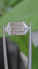 IGI 4.19CT HEXAGONAL STEP CUT D VVS2