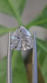 IGI 1.40CT TRILLIANT CUT E VS1