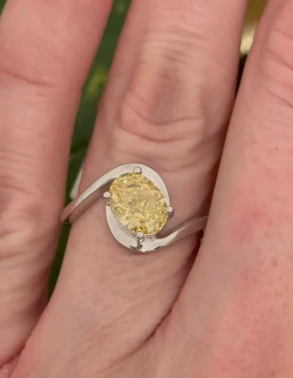 White Gold 1.78ct oval Yellow Lab Diamond Ring