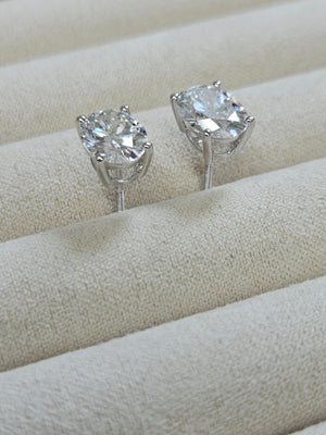 Great Deal - 3 cttw Lab 14k White Oval Screwback Studs