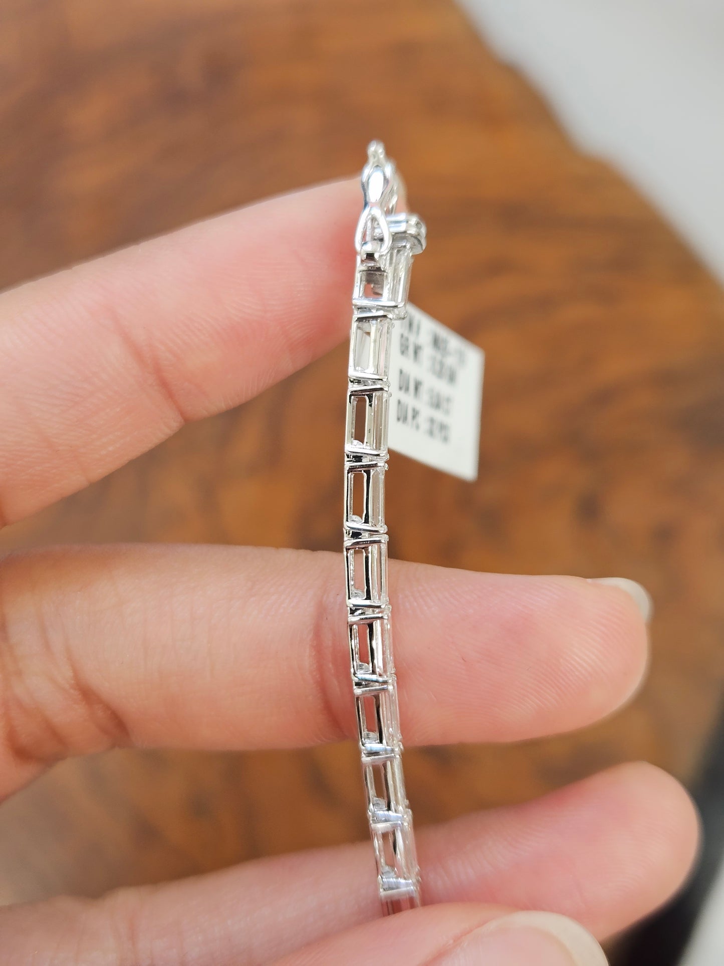 5.04 CT Lab 7 Inches Emerald Bracelet