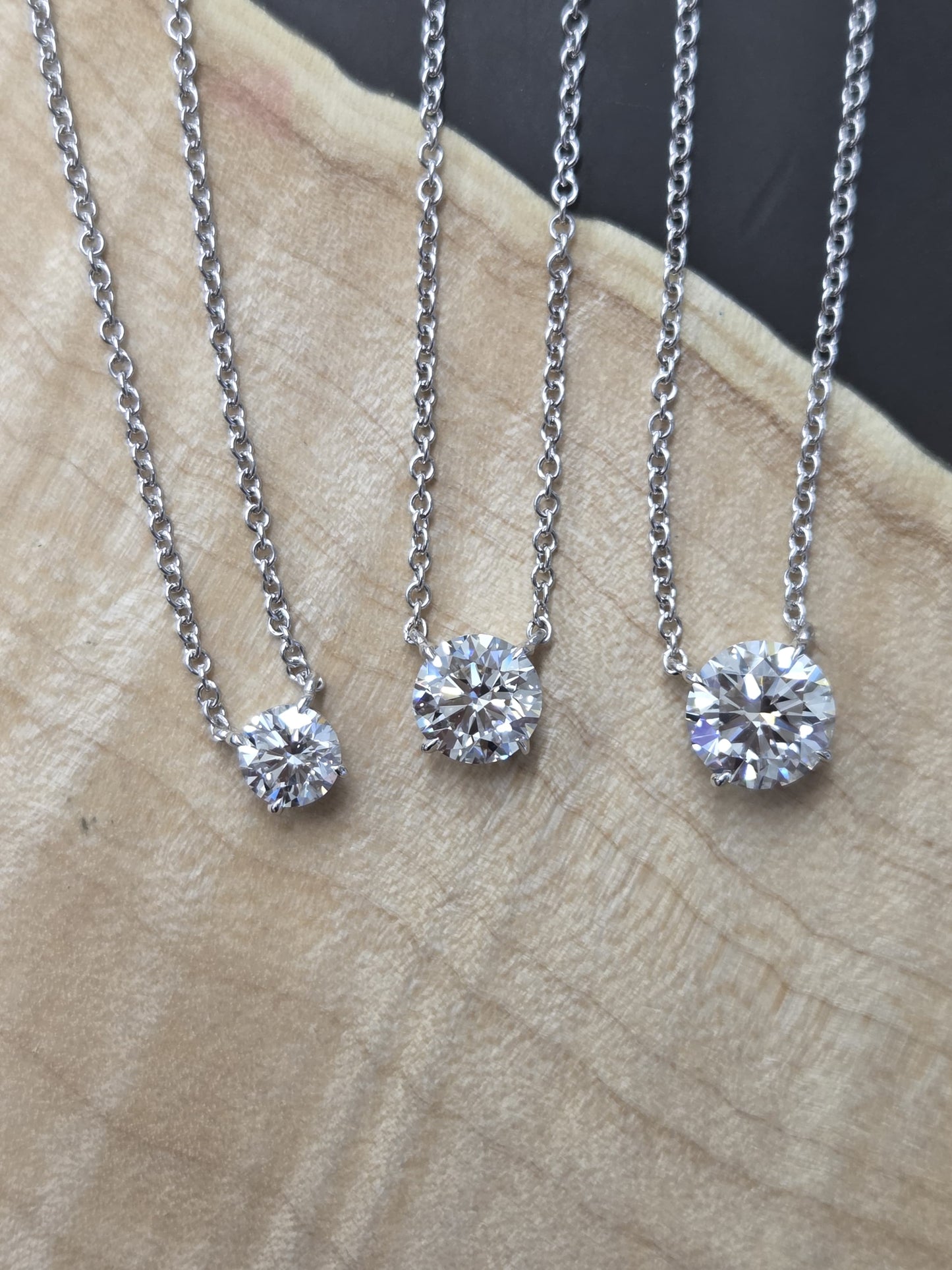 *Custom-made * 4 Prongs Lab Diamond Necklace (0.70-2.00 CT )