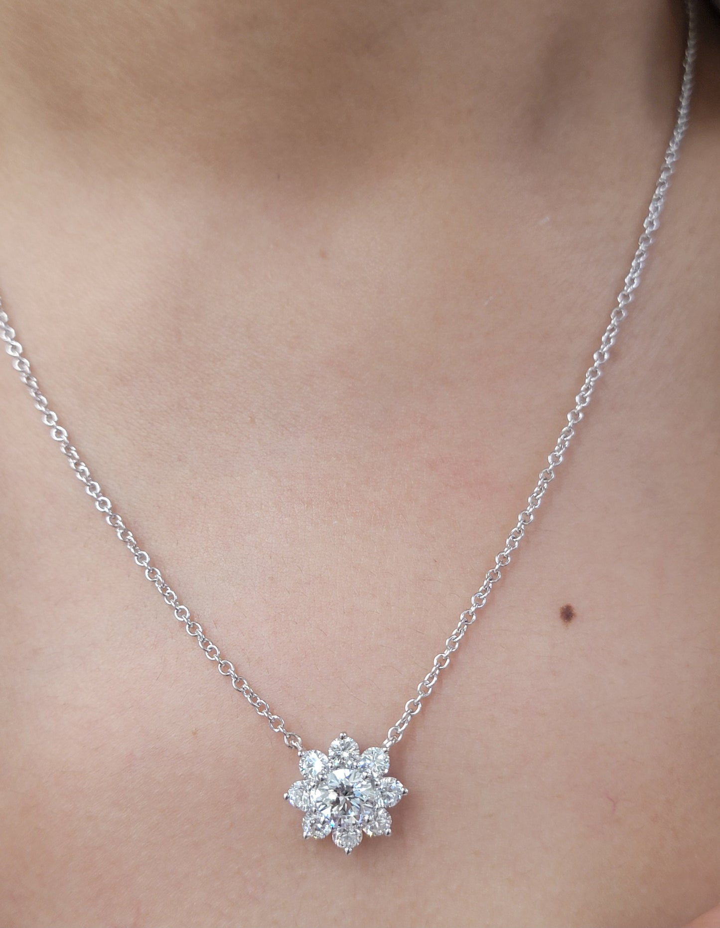 IGI 1.05 ct Cluster Pendant for * Chris Siedt *
