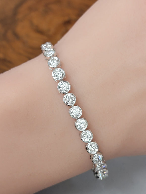 7.26 CT 7 inches White Gold Tennis Bracelet Bezel