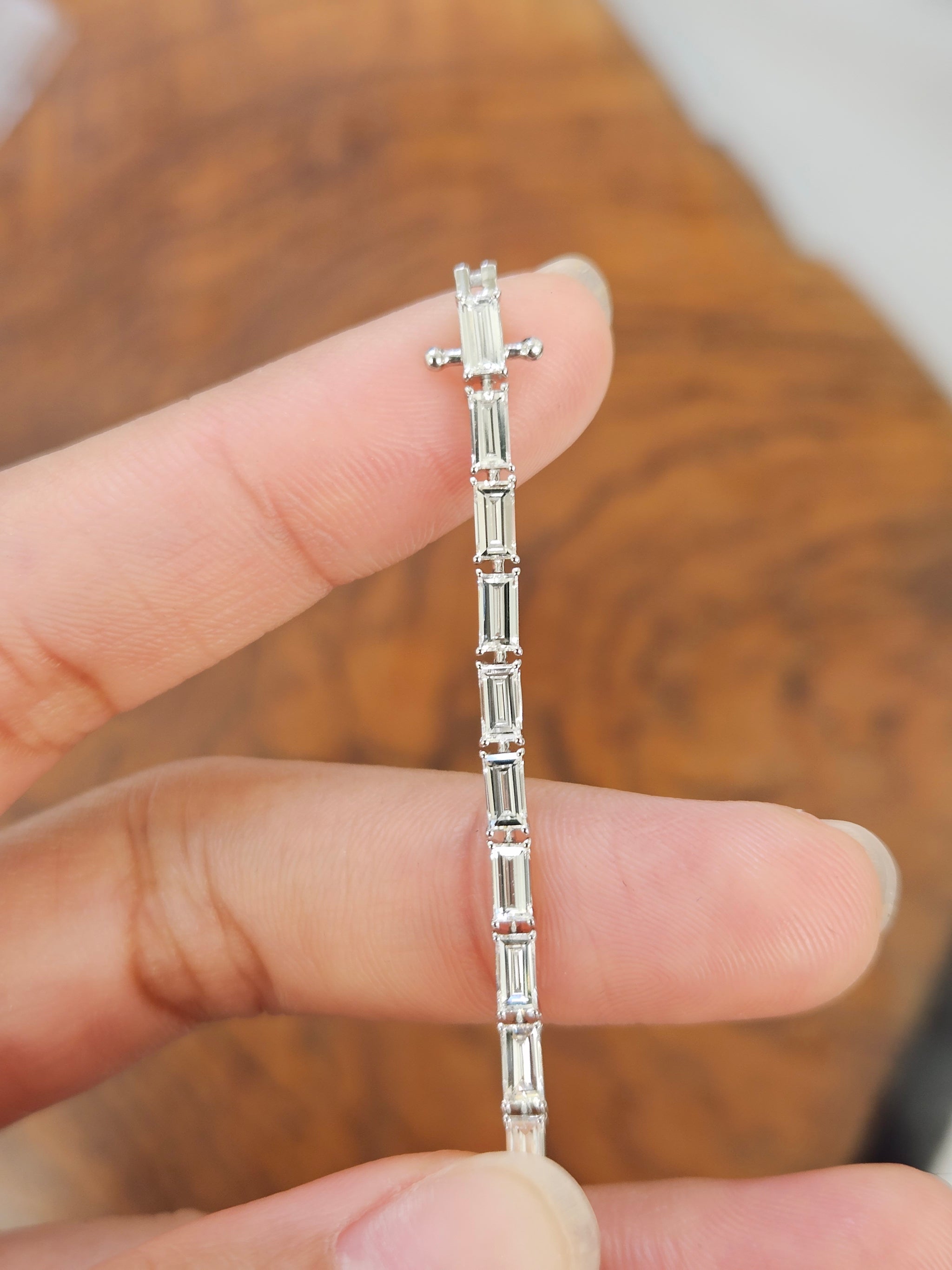 5.04 CT Lab 7 Inches Emerald Bracelet