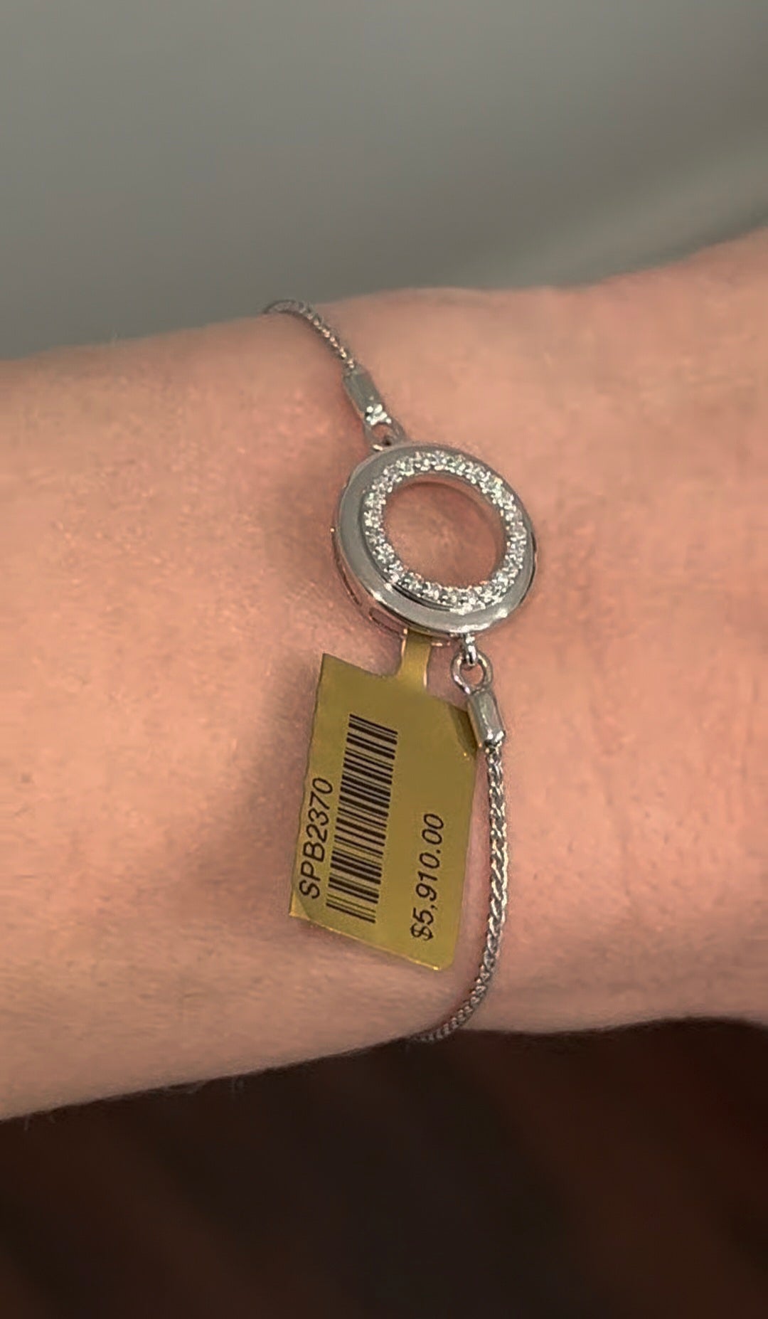 White gold lab diamond
bracelet with an adjustable bolero chain