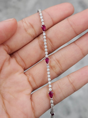 14k 1.35 ctw Diamonds and 1.40 CT Ruby 7 inches Bracelet