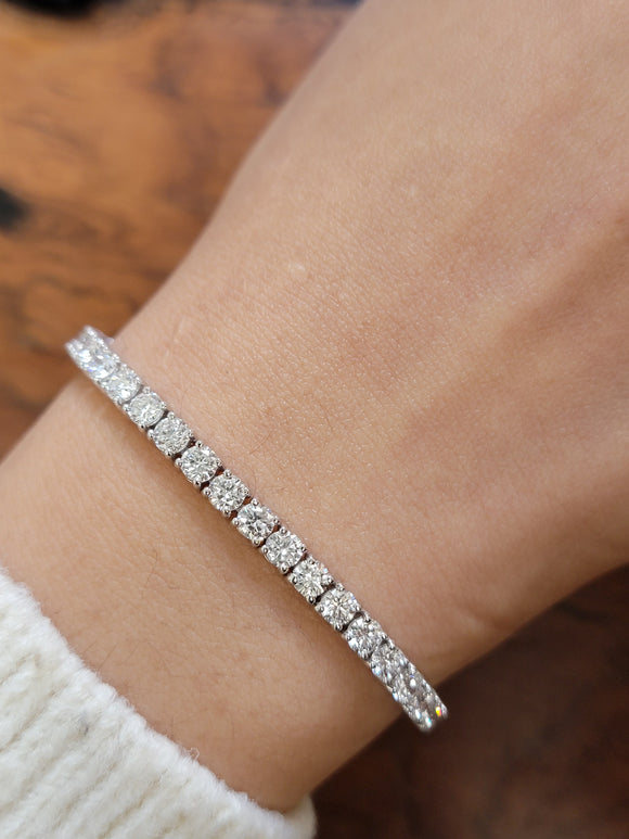 7.84 CT Lab 7 inches Tennis Bracelet