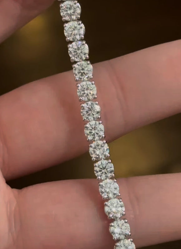 *Resize to 6.5 inches * 12.22 CT Lab Tennis Bracelet