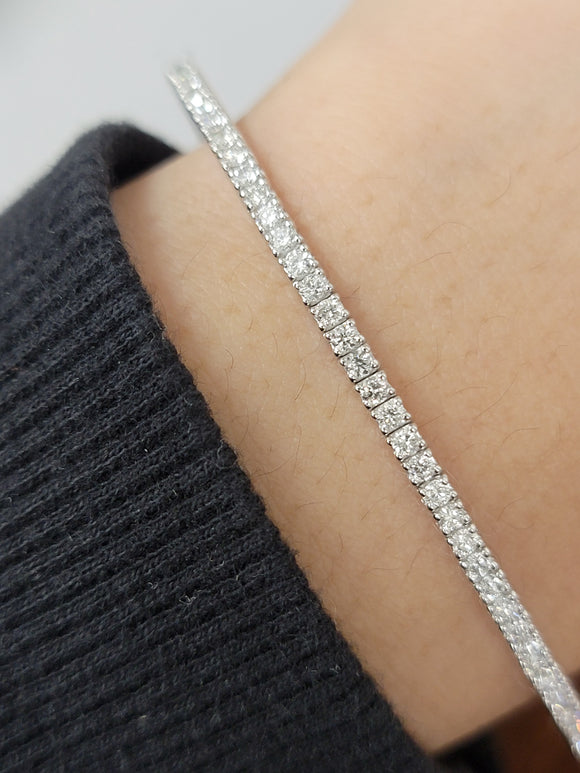 1.83CT 1.7MM Lab Diamond Flexible Bangle