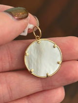 Yellow Gold Diamond & Mother of pearl Pendant