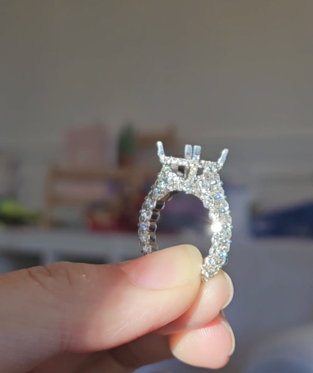 18k white gold engagement ring