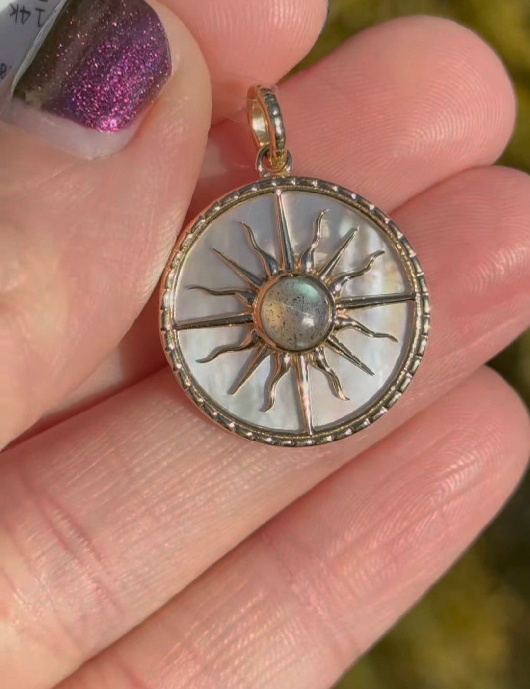 Yellow Gold labradorite & Mother of pearl sun pendant