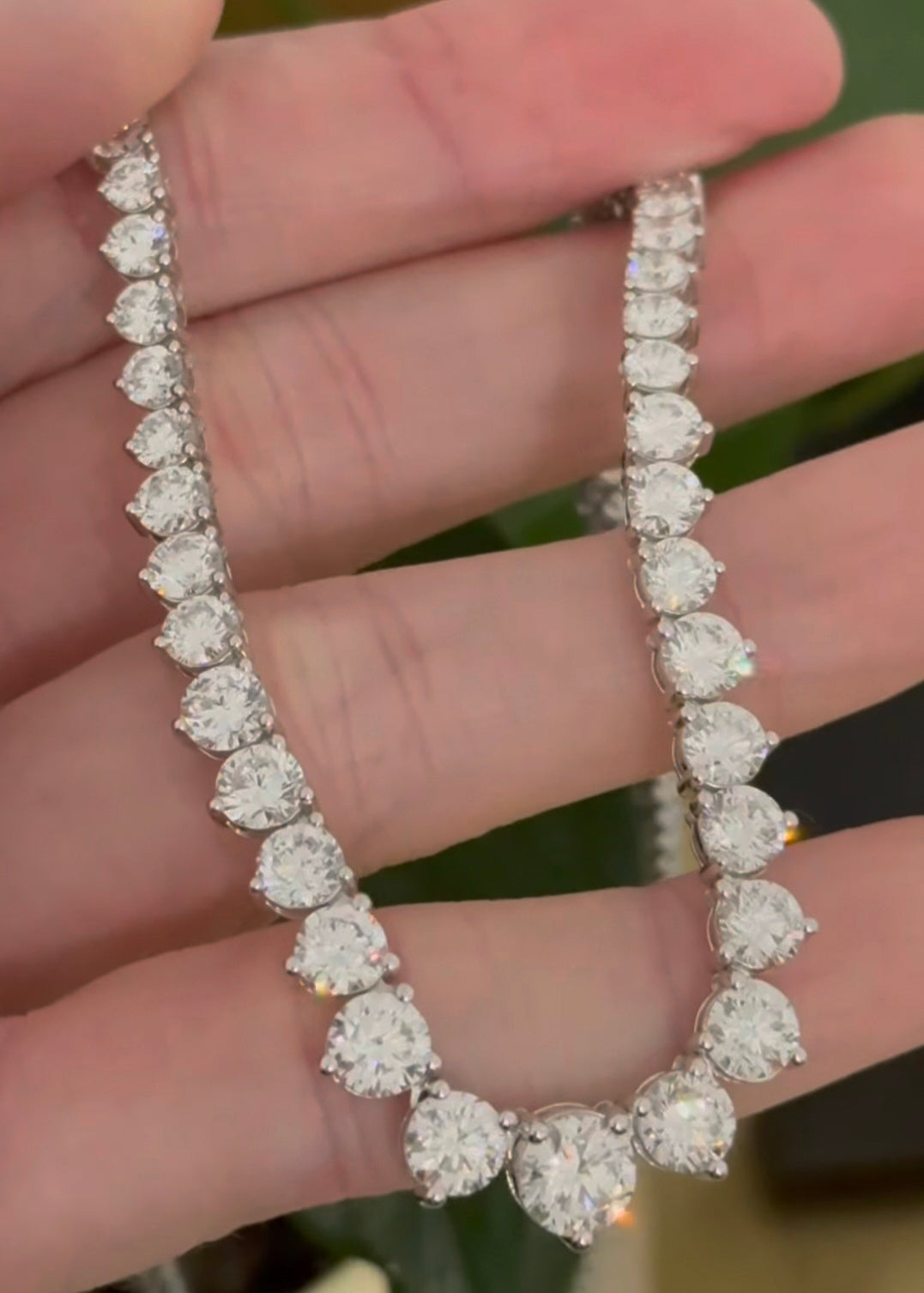 15.25ct White Gold 3 Prong Graduated 17.25" Tennis Necklace