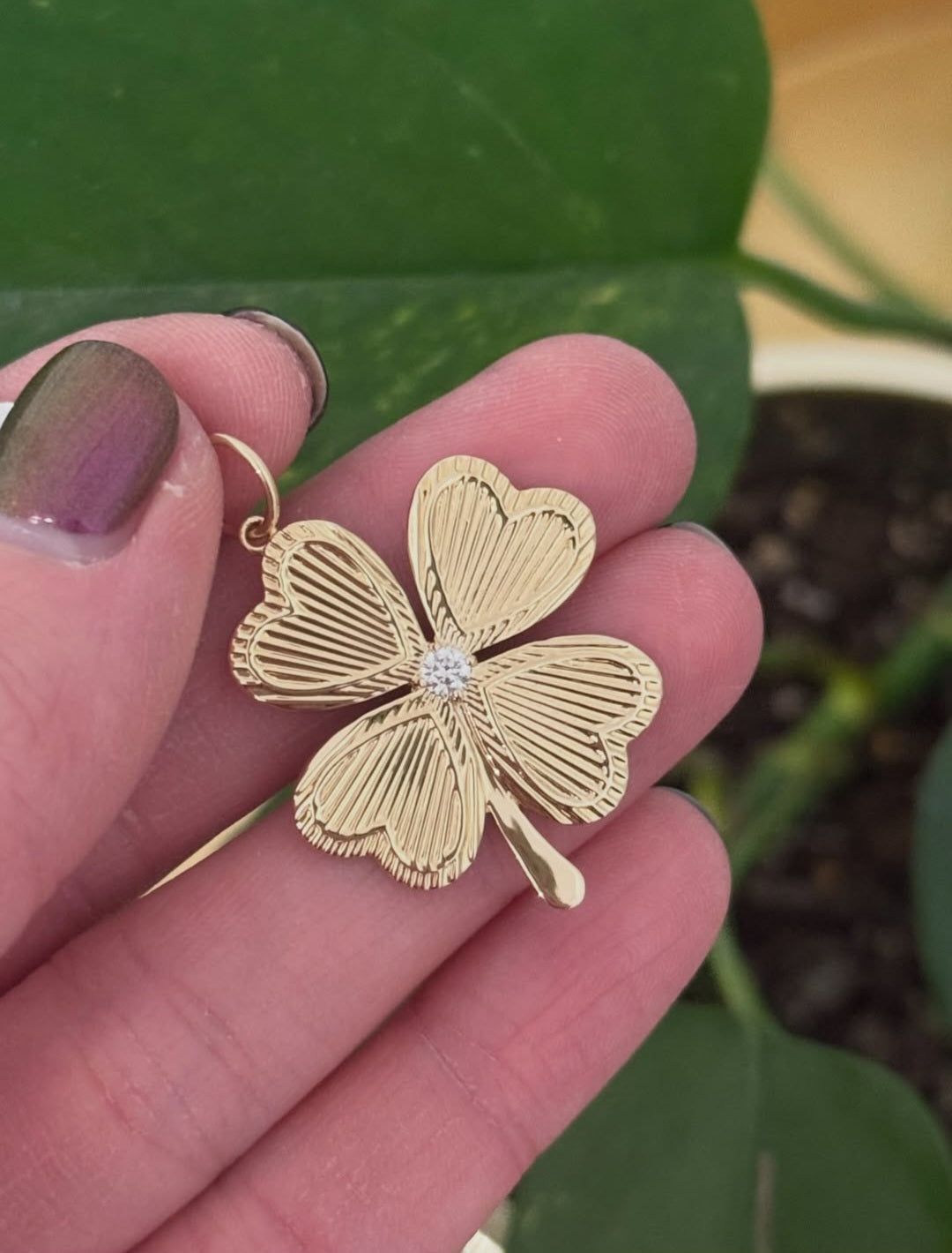 Yellow Gold Diamond Clover Pendant