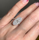 Moval Navette Pave Ring